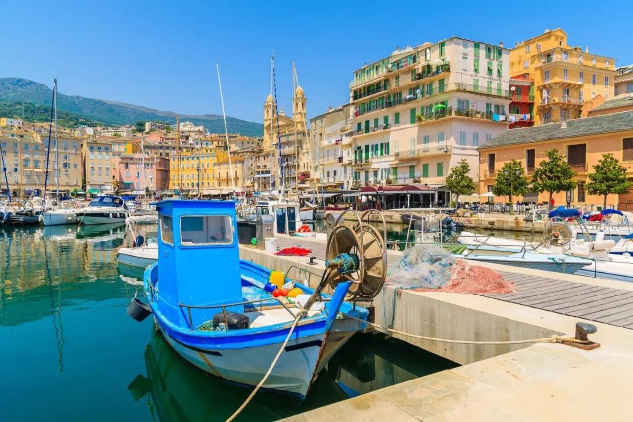 Apartmán Beau T2 Sur Le Vieux Port, Centre De Bastia Bastia  Exteriér fotografie